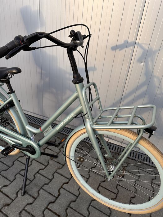 Rower miejski - damka BATAVUS z fotelikiem BOBIKE