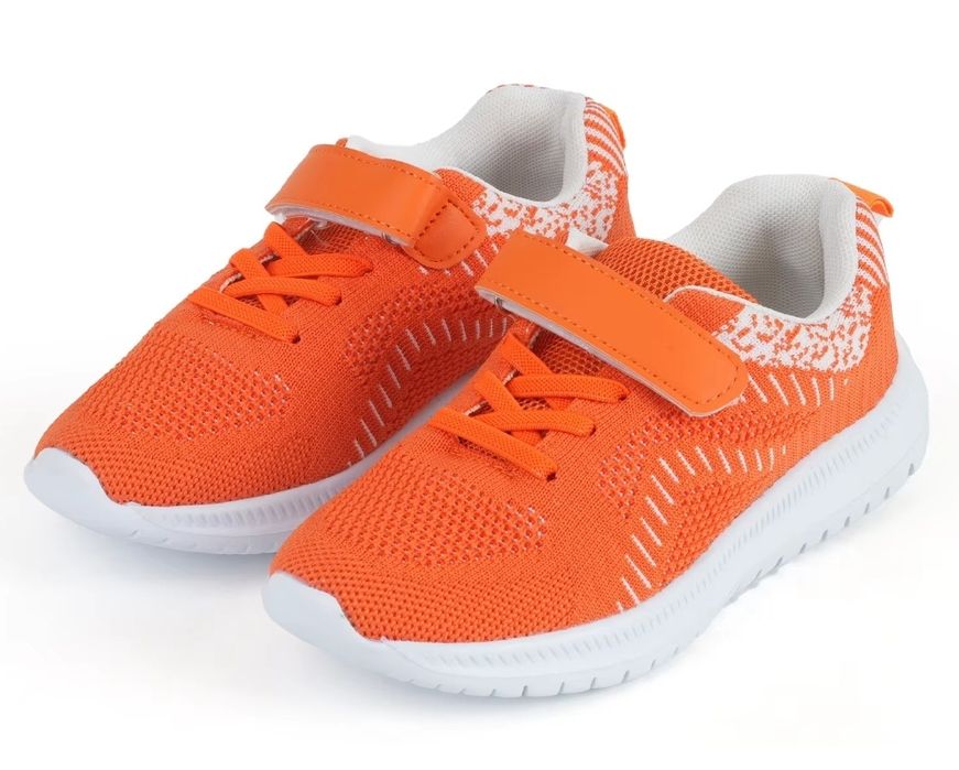 Дитячі кросівки 9 розмір літні легенькі (18см всередині) кросовки