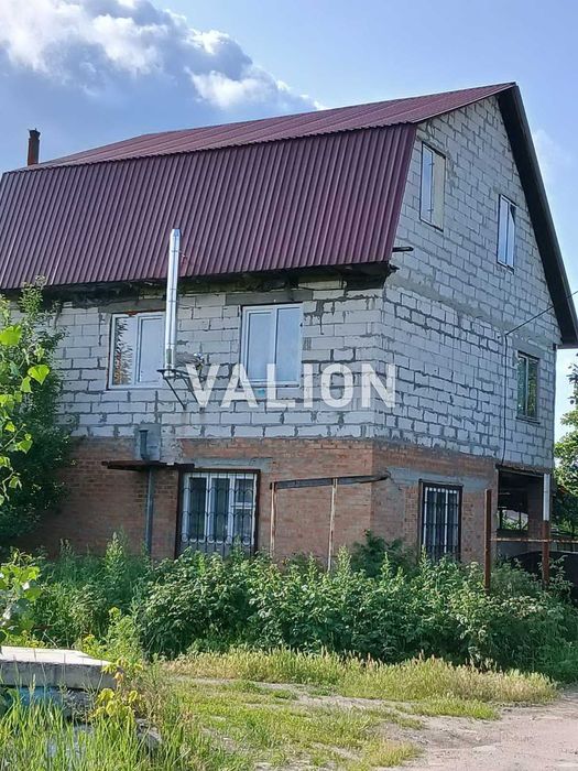 Продам будинок на 10 сот.Троєщина.вул. М.Смотрицького( Пожарського )