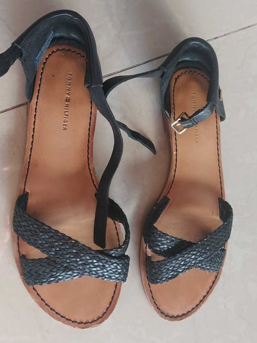 Sandały skórzane Tommy Hilfiger