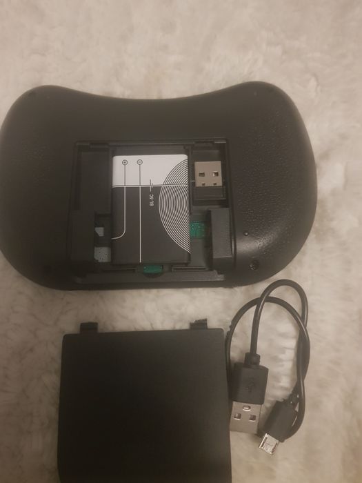 Mini bluetooth keyboard with mouse pad