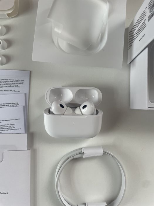 Air pods pro 2-Apple