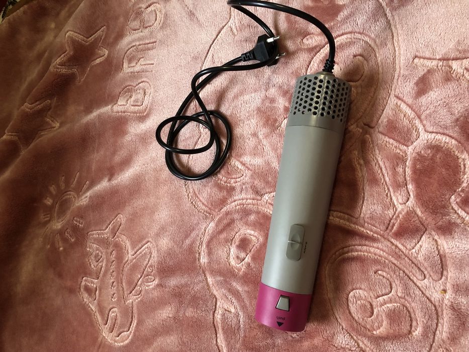 Фен щітка для волосся