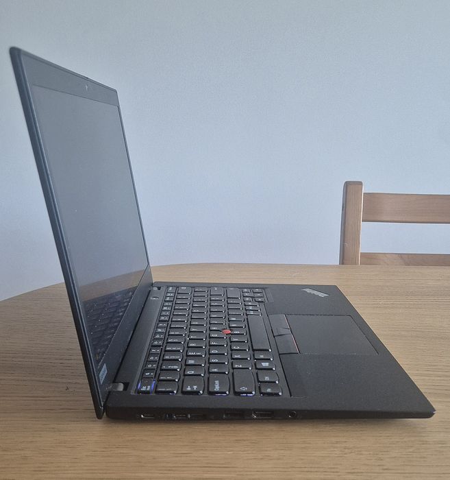 Lenovo X390 / 256GB SSD/ 8GB RAM