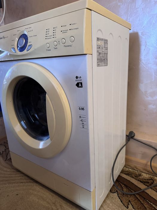 Lg 5кг пралка 600грн
