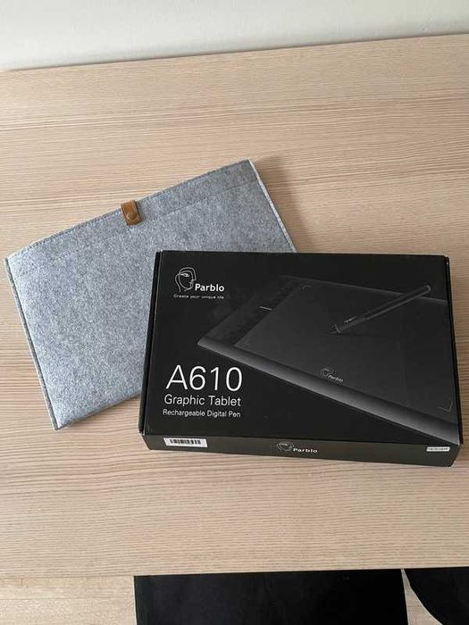 tablet graficzny parblo z pokrowcem