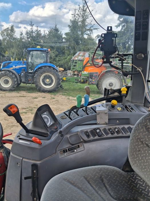 New holland t6030