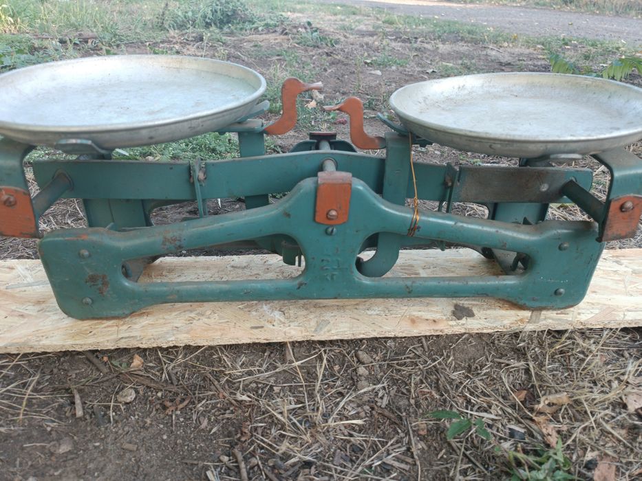 Весы уточки . цена 700грн.