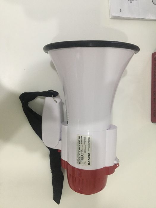 Megafone 25w bateria MP3