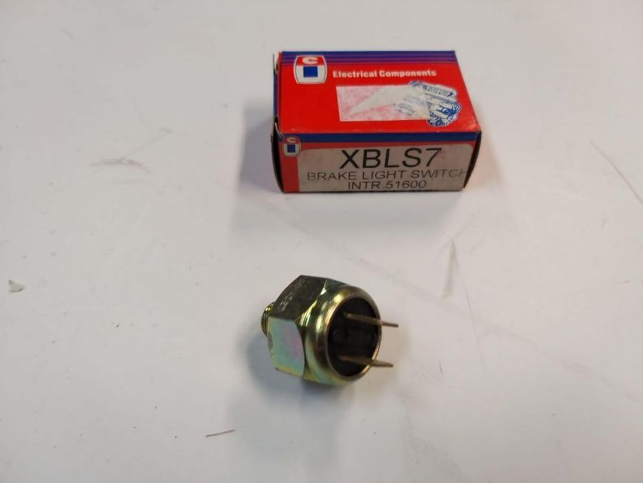 WYŁĄCZNIK STOP HYDRAULICZNY 1/8" 2-PIN ESCORT -81 Cortina Fiat 500 ,600 Jaguar