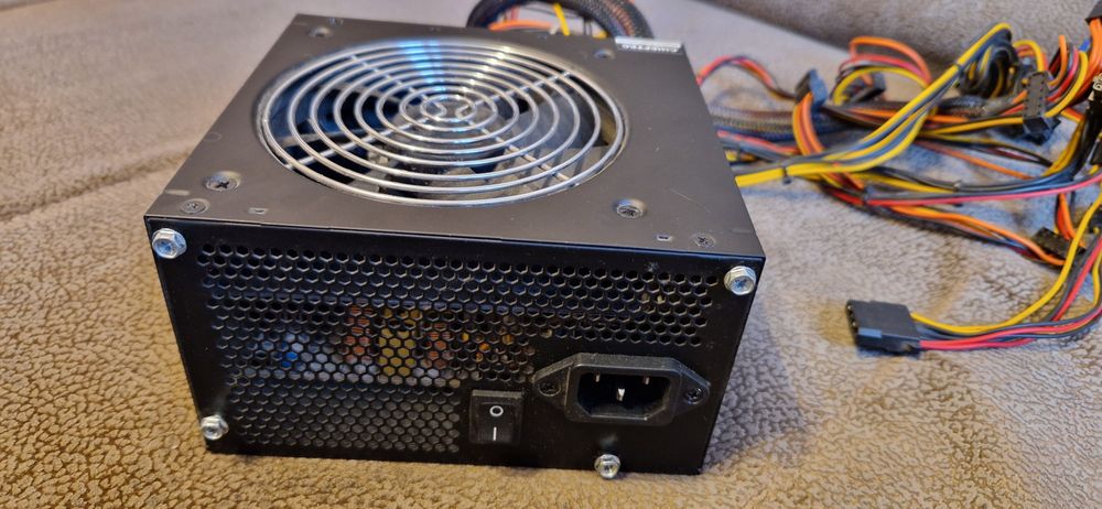 Zasilacz komputerowy  700W