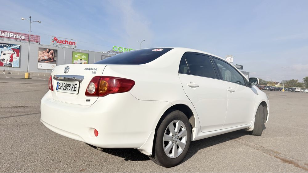 Продам авто Toyota Corolla
