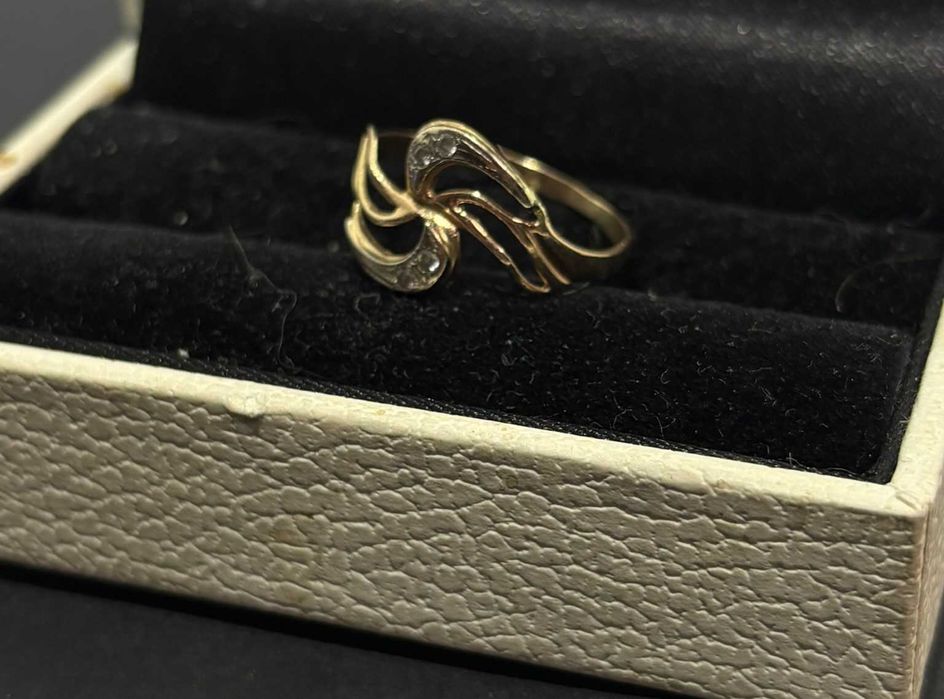 ZŁOTO - pierścionek 585/1,58g R17