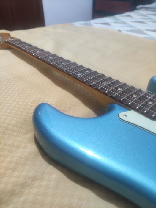 Fender stratocaster opal spark garantia