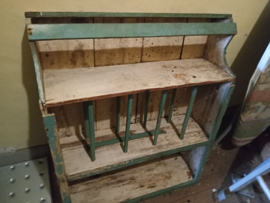 Armário madeira rústico antigo.