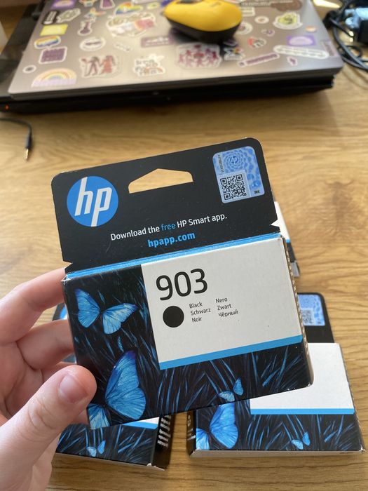 Нові картриджі HP 903 два чорних, жовтий пурпурний