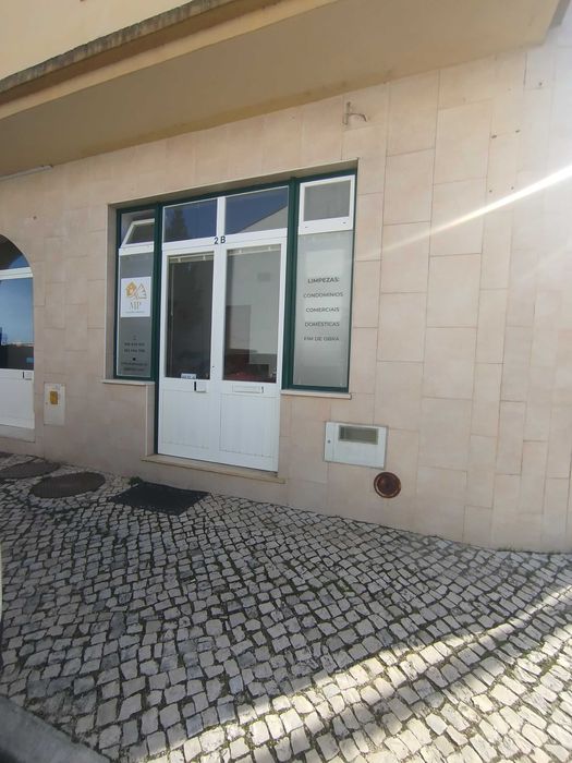 Caldas da Rainha - Loja para arrendar