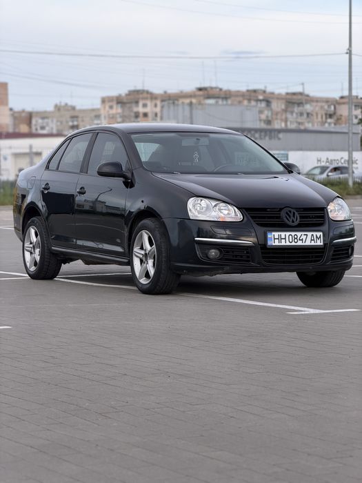 Volskwagen Jetta 1.6 газ. Автомат