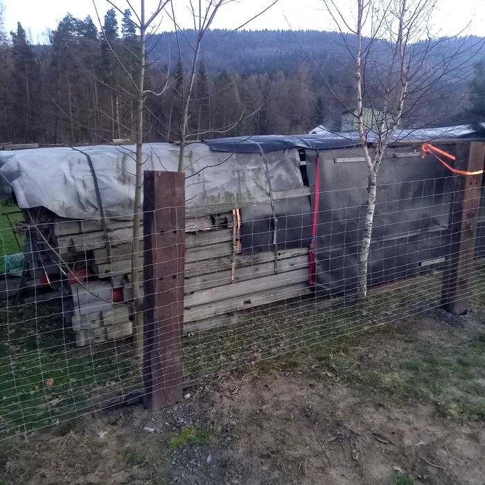 Stary dom z bali, 35m2 stare drewno belki