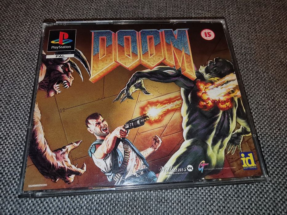 Doom PSX PS1 gra 3xANG (komplet wyd premierowe) stan BDB sklep Ursus