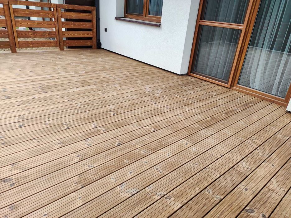 Deska tarasowa thermo sosna 26x140 ryflowana/gładka