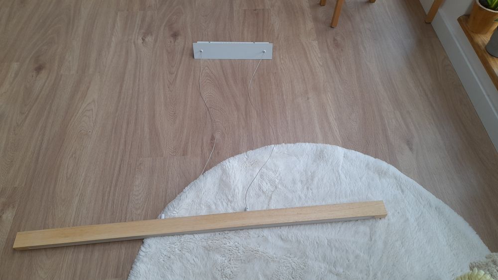 Lampa wiszaca drewniana