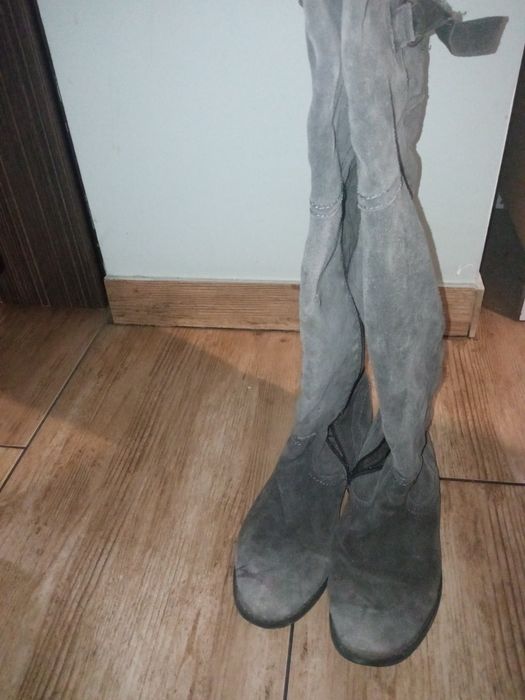 Kozaki na płaskim obcasie