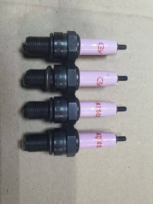 Нові свічі, свечи А7.5СС, для двигунів Узам, Москвич