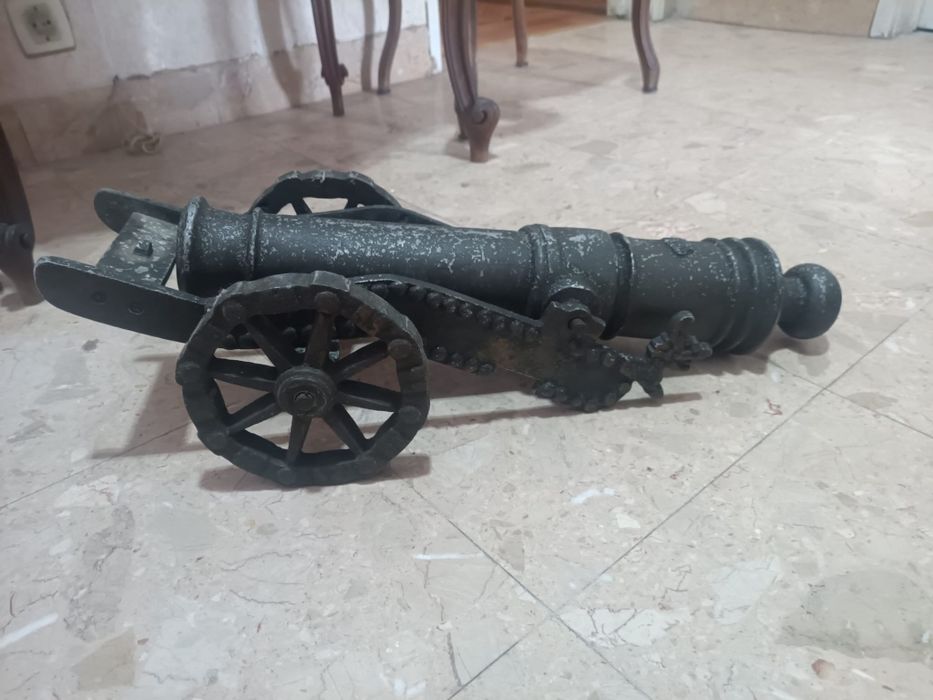 Canhão decorativo