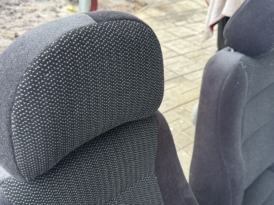 Передні сидіння ваз 2109 в ідеальному стані