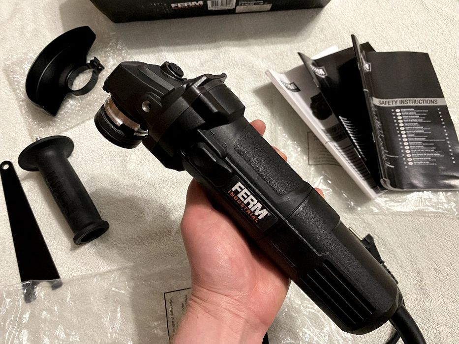 Нідерланди! Болгарка 125 мм Ferm AGM 1115P турбинка