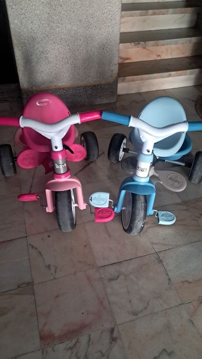 Triciclo smoby rosa e azul