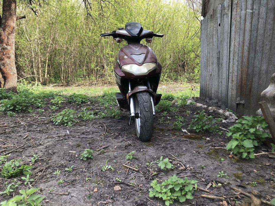 Cкутер 4-х тактный 80 кубов