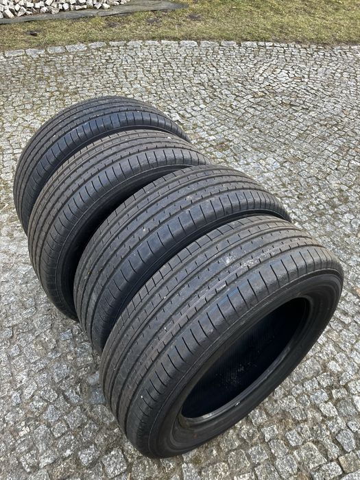 Opony YOKOHAMA BluEarth 235/60 r18