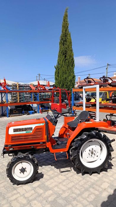 Trator HINOMOTO N189