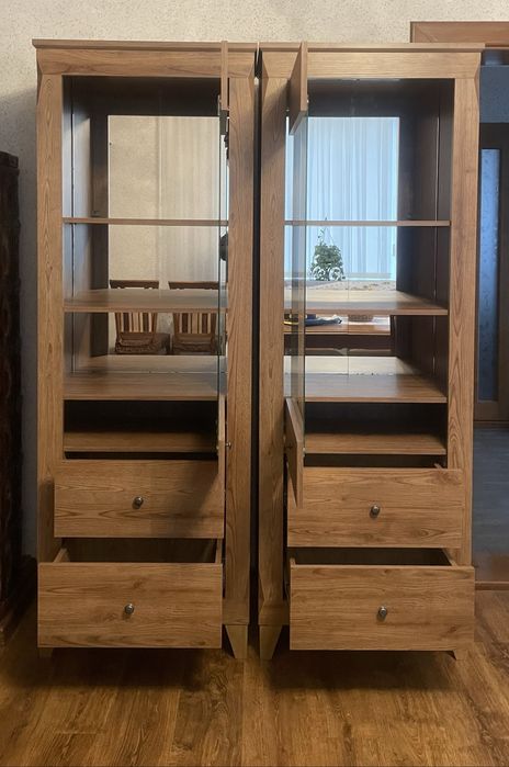 Вітрина REG1W2S Граф (Graph)Висота 202 мм Ширина 0.70 мм Глибина 0.46