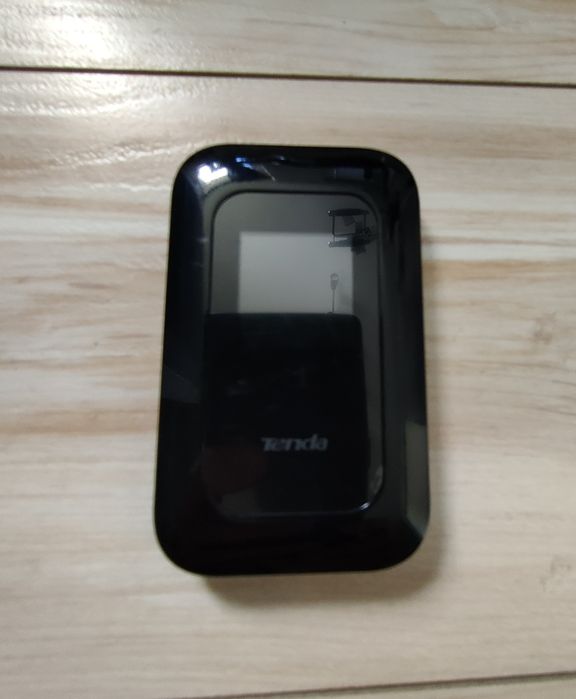 Modem LTE Tenda 4G z funkcją NAS i slotem na kartę microSD