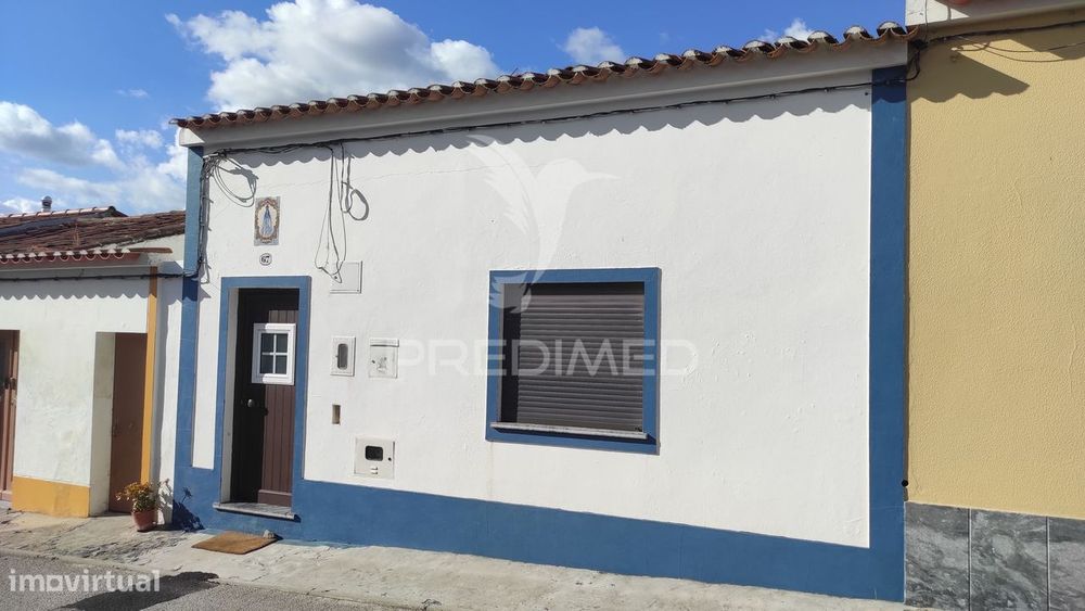Moradia T1 pronta a habitar em Beringel