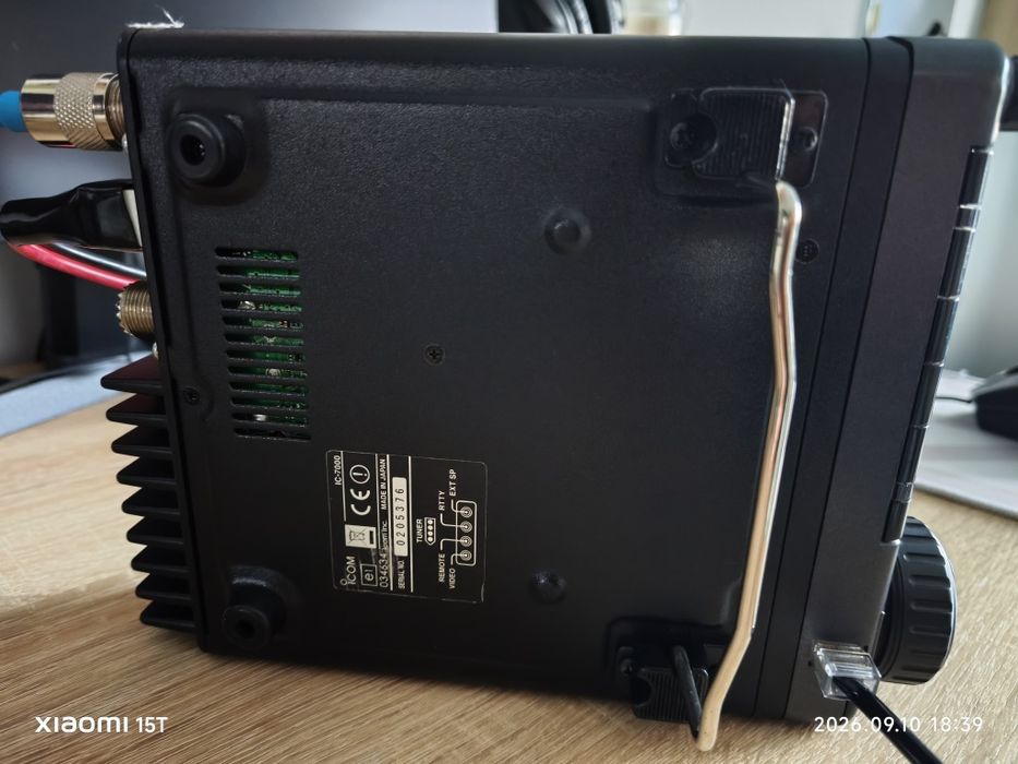 Radio ICOM 7000.