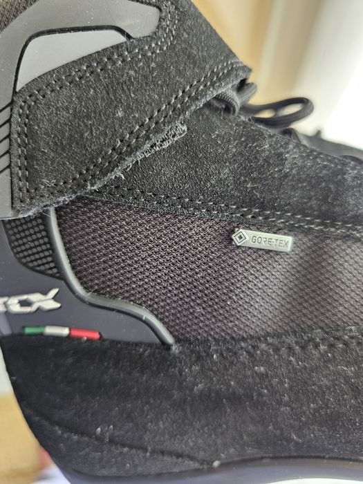 Botas para mota nova