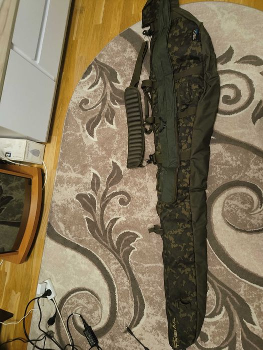 Продам карповий чохол 3+2 Shimano Tribal