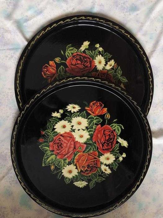 Піднос металевий