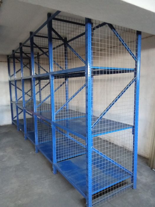 Racks  estantes  prateleiras  metalicas