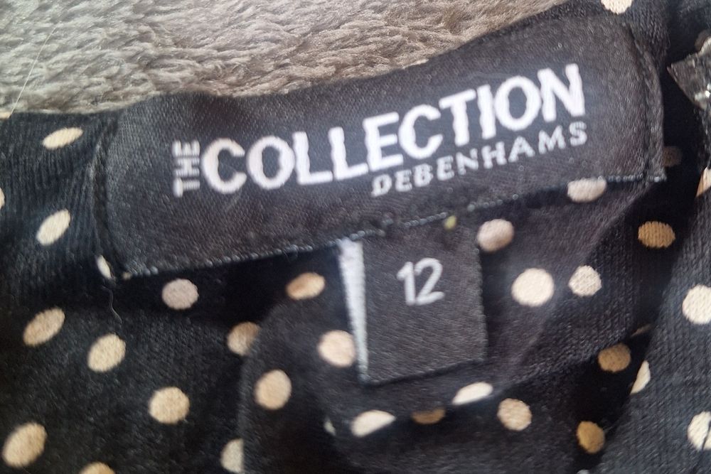 Długi czarny damski kombinezon w białe groszki 95 % wiskoza L 40