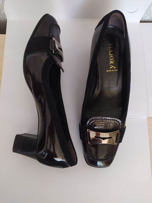 Италия,   кожаные туфли 38-39 р.