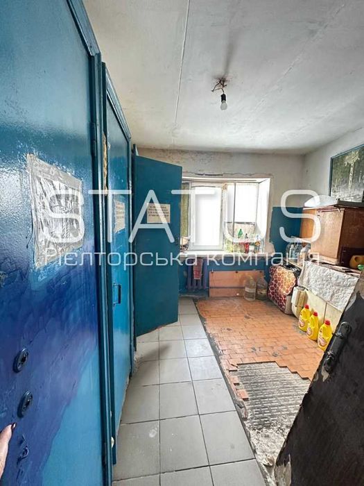 код 16267 Кімнатна в гуртожитку, цегляний будинок