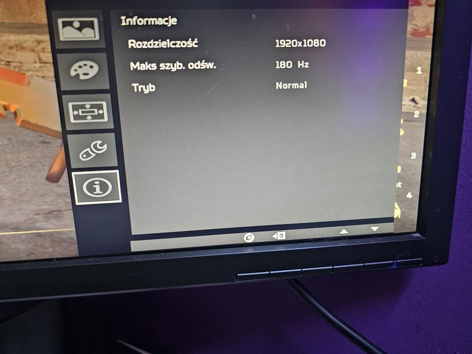 Monitor Asus Z G-Sync 180hz