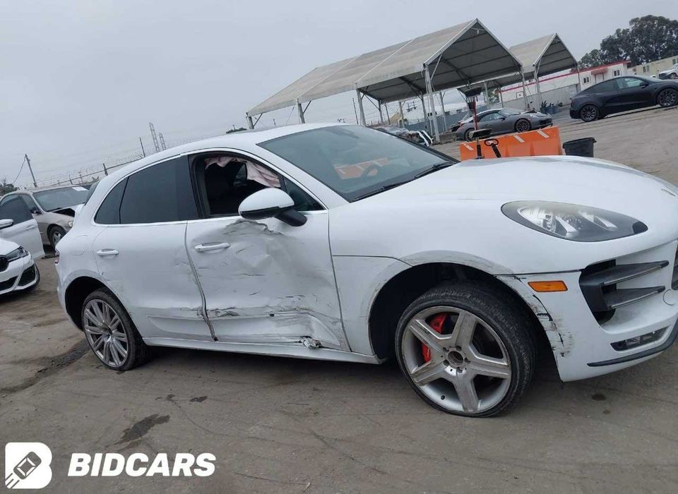 Części do Porsche Macan Turbo 2015 3.6L AWD, wersja USA.