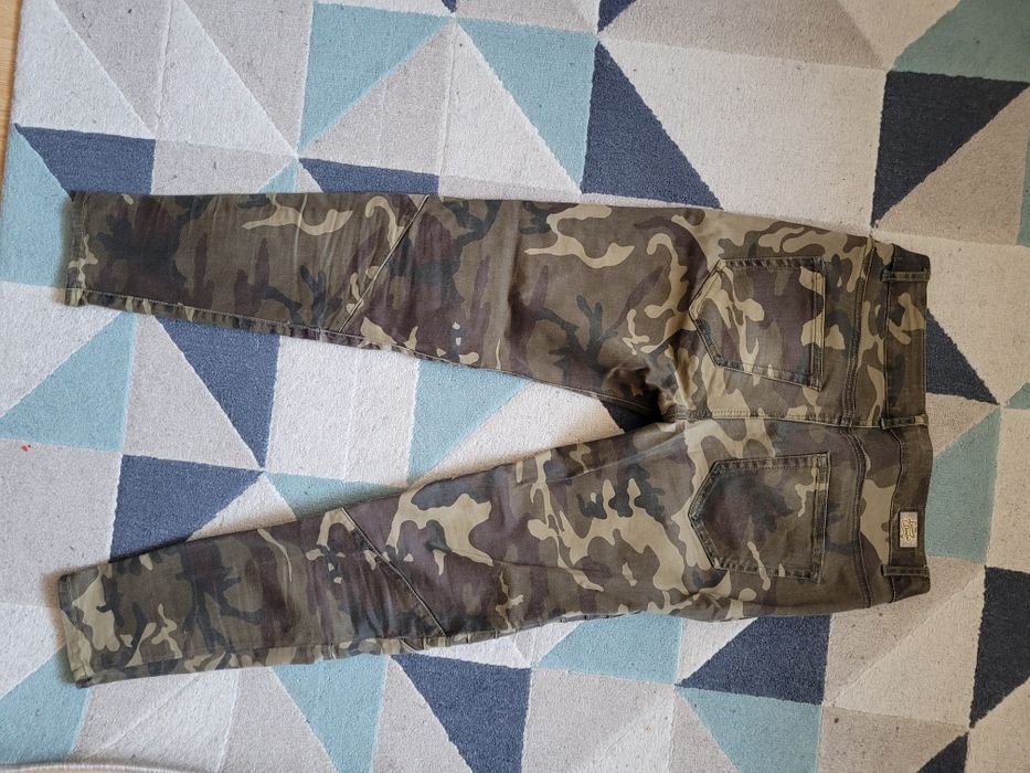 Spodnie moro Zara 38