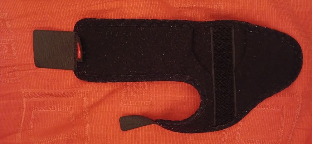 Неопренова пов'язка бандаж для зап'ястя